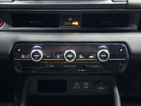 Certified 2024 Honda Pilot TrailSport image 20