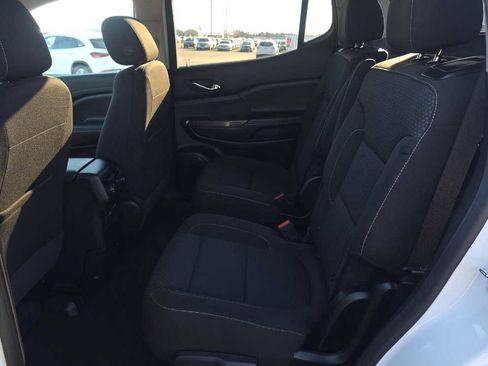 Used 2023 GMC Acadia SLE w/ Driver Convenience Package AWD/4WD image 8