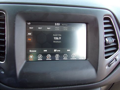 Used 2020 Jeep Compass Sport AWD/4WD image 26