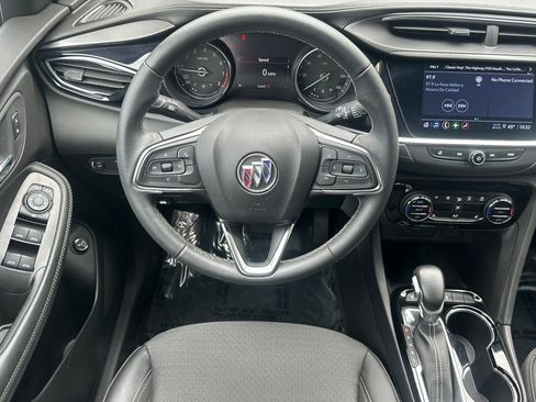 Used 2023 Buick Encore GX Select w/ Sport Touring Package FWD image 17