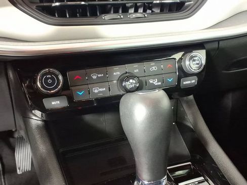 Used 2025 Jeep Compass Limited w/ Elite Group AWD/4WD image 22