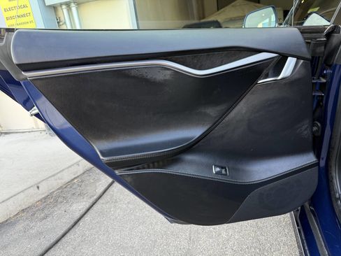 Used 2019 Tesla Model S Long Range AWD/4WD image 13