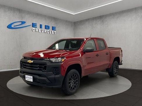 New 2026 Chevrolet Colorado W/T w/ WT Custom Package AWD/4WD image 4