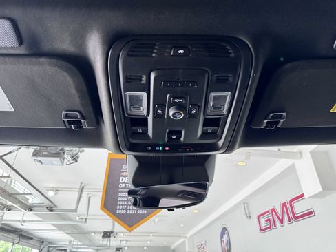 Used 2024 Cadillac Escalade Sport w/ LPO, ONYX Package AWD/4WD image 29