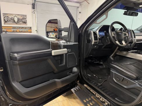 Used 2020 Ford F250 Lariat AWD/4WD image 11