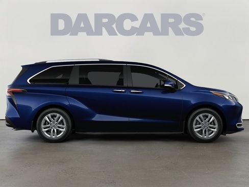 New 2026 Toyota Sienna Limited AWD/4WD image 15