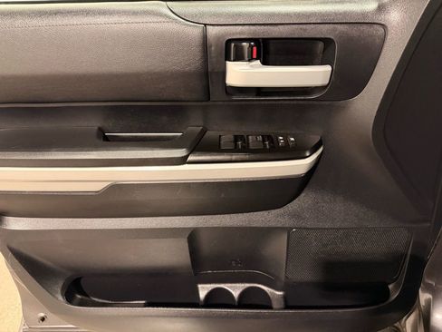Used 2019 Toyota Tundra SR5 w/ SR5 Upgrade Package image 14