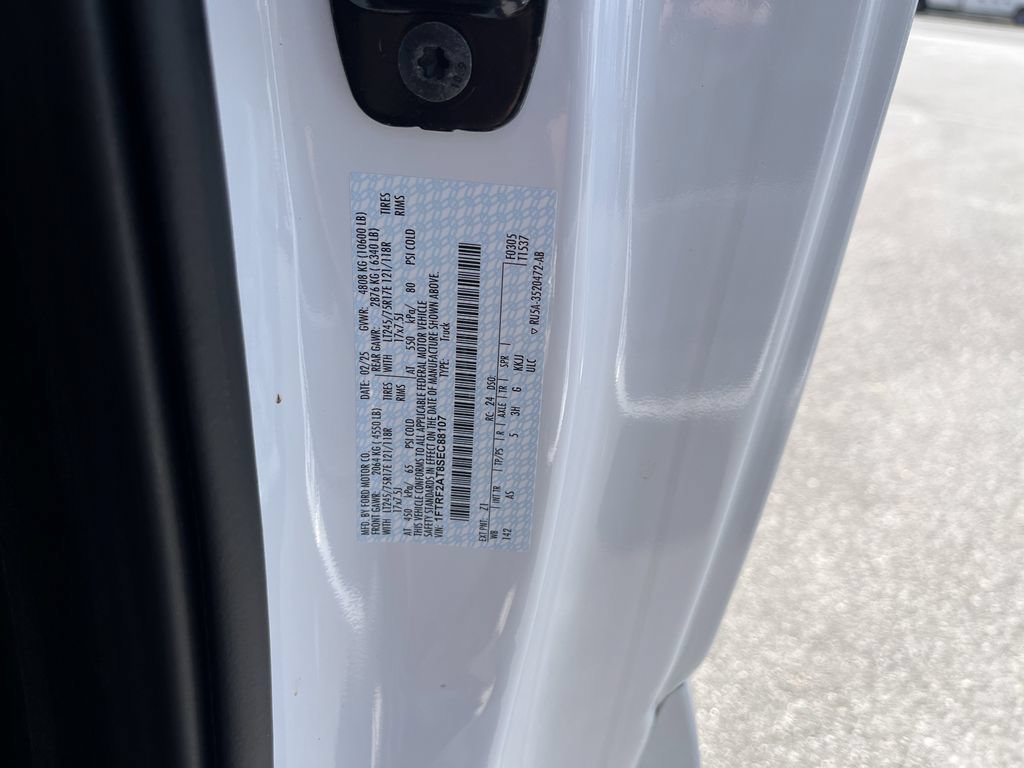 New 2025 Ford F250 XL w/ F-250 >10K GVWR Package RWD image 35