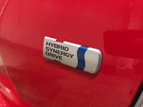 Used 2014 Toyota Prius C Two image 31