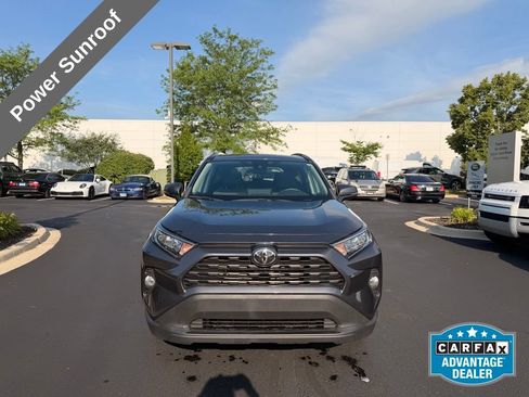 Used 2019 Toyota RAV4 XLE w/ Convenience Package AWD/4WD image 8
