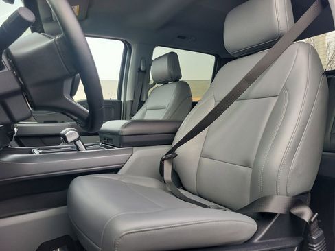 Used 2025 Ford F150 Lightning Flash image 18