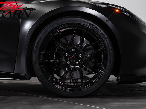 Used 2024 Chevrolet Corvette Z06 RWD image 21