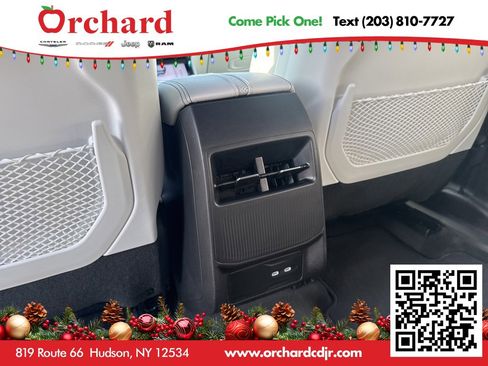 Used 2025 Jeep Wagoneer S Limited image 22