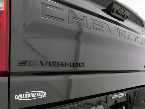 Used 2023 Chevrolet Silverado 1500 Custom w/ LPO, Dark Essentials Package AWD/4WD image 9