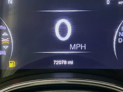 Used 2019 Jeep Grand Cherokee Altitude AWD/4WD image 15