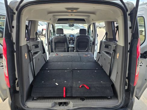 Used 2020 Ford Transit Connect XL image 28