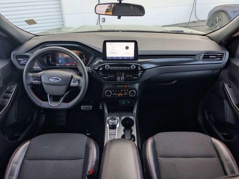 Used 2023 Ford Escape ST-Line image 15