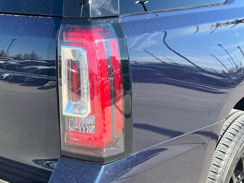 Used 2019 GMC Yukon SLT w/ Open Road Package image 13