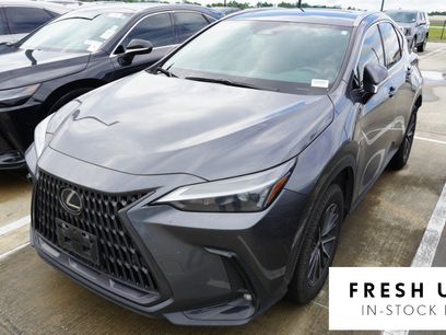 Used 2025 Lexus NX 250 FWD w/ Towing Package (2000 Lbs)