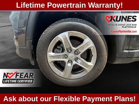 Used 2023 Jeep Compass Latitude AWD/4WD image 12