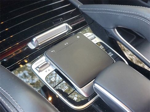 Used 2022 Mercedes-Benz GLS 580 GLS 580 w/ Off-Road Package image 26