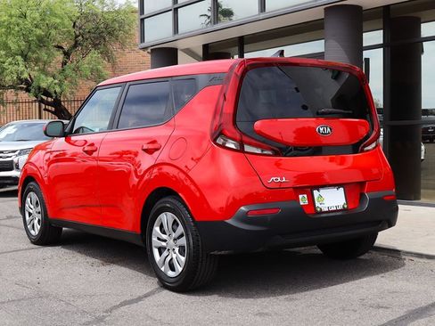 Used 2020 Kia Soul LX FWD image 9