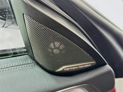 Used 2021 BMW M440i Convertible w/ Premium Package image 11