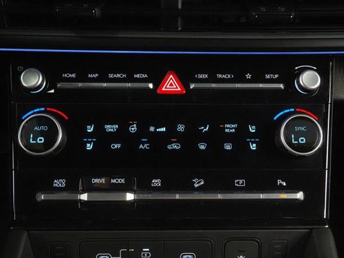 Used 2024 Hyundai Santa Fe AWD Calligraphy Hybrid image 27