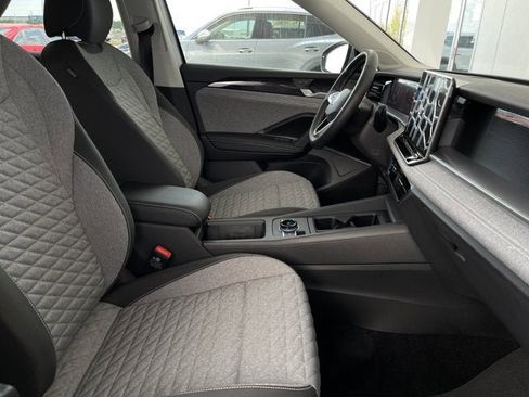 New 2025 Volkswagen Tiguan S image 23