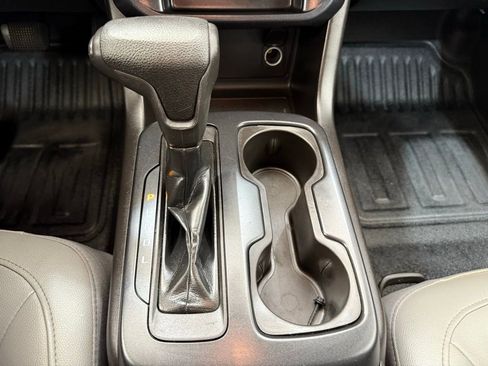 Used 2018 Chevrolet Colorado W/T image 32