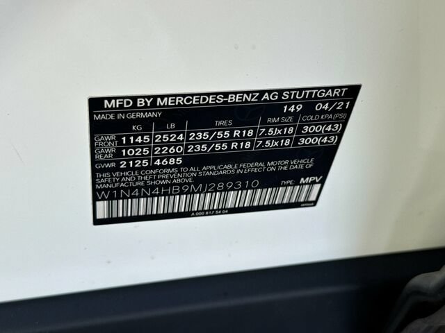 Used 2021 Mercedes-Benz GLA 250 4MATIC w/ Premium Package image 34
