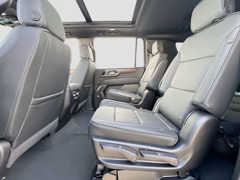 New 2026 GMC Yukon XL Denali w/ Sun & Power Step Package image 17