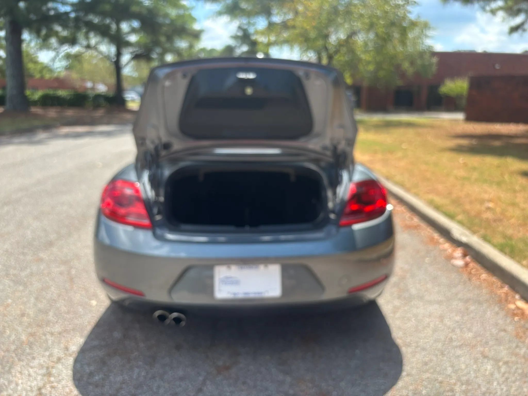 Used 2013 Volkswagen Beetle 2.5 FWD image 21