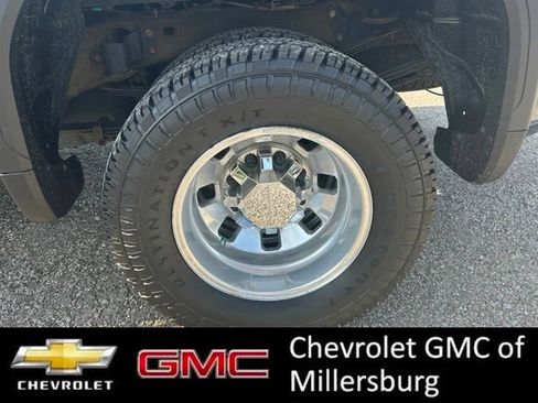 Used 2024 GMC Sierra 3500 Denali AWD/4WD image 10