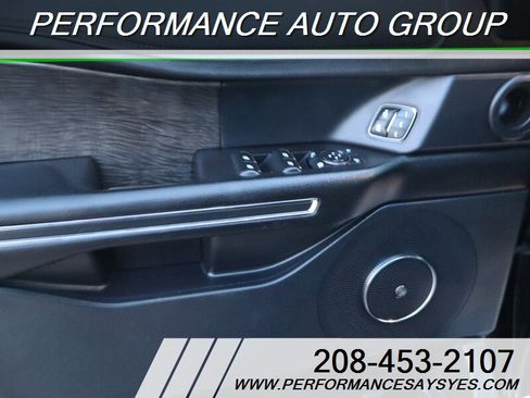 Used 2020 Ford Expedition Limited AWD/4WD image 12