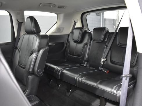 Used 2025 INFINITI QX80 Sensory image 43