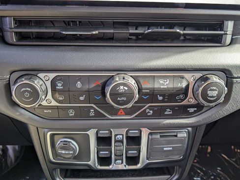 New 2024 Jeep Wrangler Sahara w/ Safety Group image 22