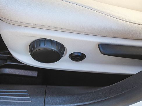 Used 2022 Mercedes-Benz A 220 image 29