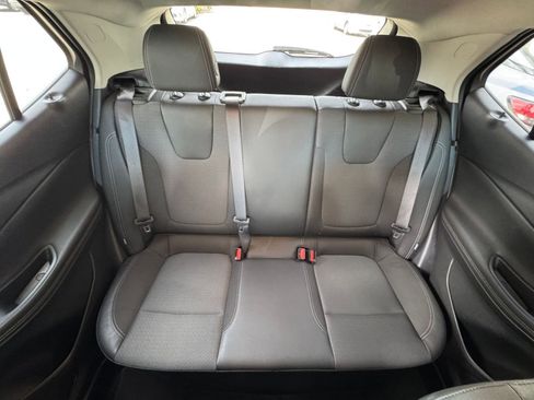 Used 2025 Buick Encore GX Preferred FWD image 38