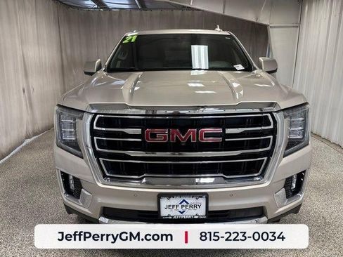 Used 2021 GMC Yukon SLT w/ SLT Luxury Plus Package AWD/4WD image 7