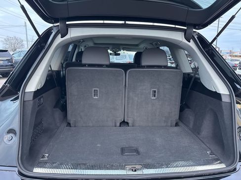 Used 2023 Audi Q7 2.0T Premium w/ Convenience Package image 28