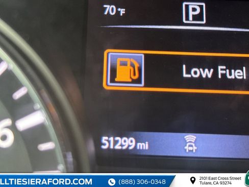 Used 2018 Nissan Pathfinder S image 11