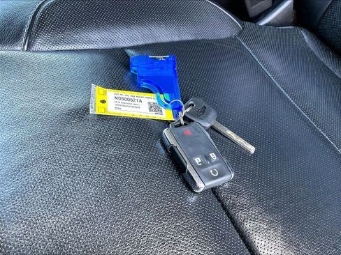 Used 2018 Chevrolet Silverado 1500 LTZ Z71 w/ LTZ Plus Package image 30