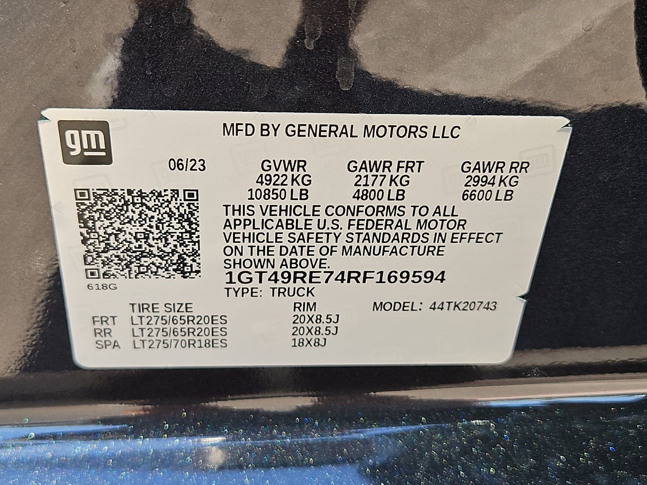 Certified 2024 GMC Sierra 2500 Denali w/ Denali Reserve Package AWD/4WD image 33