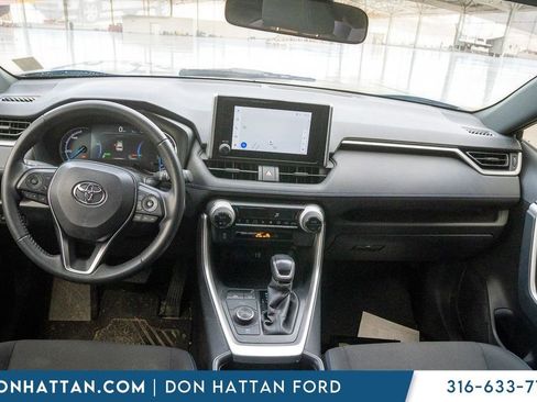 Used 2024 Toyota RAV4 SE AWD/4WD image 4