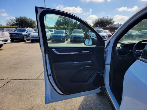 New 2026 GMC Acadia Elevation w/ Black Edition image 13