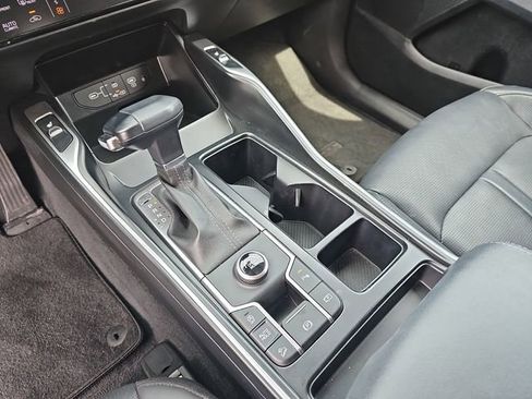 Used 2024 Kia Sorento S w/ Panoramic Sunroof Package FWD image 30