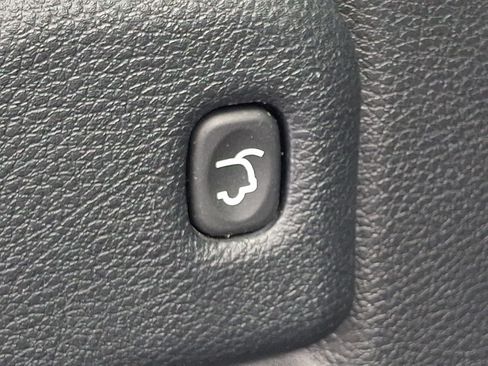 Used 2022 Jeep Grand Cherokee Laredo X AWD/4WD image 30