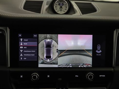 Used 2023 Porsche Macan GTS image 18