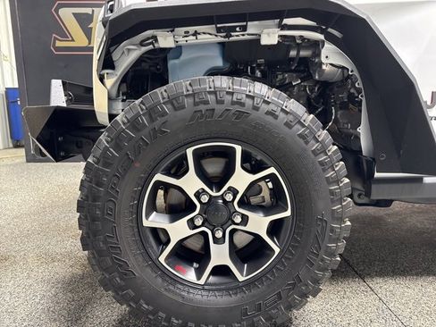 Used 2021 Jeep Wrangler Unlimited Rubicon image 4